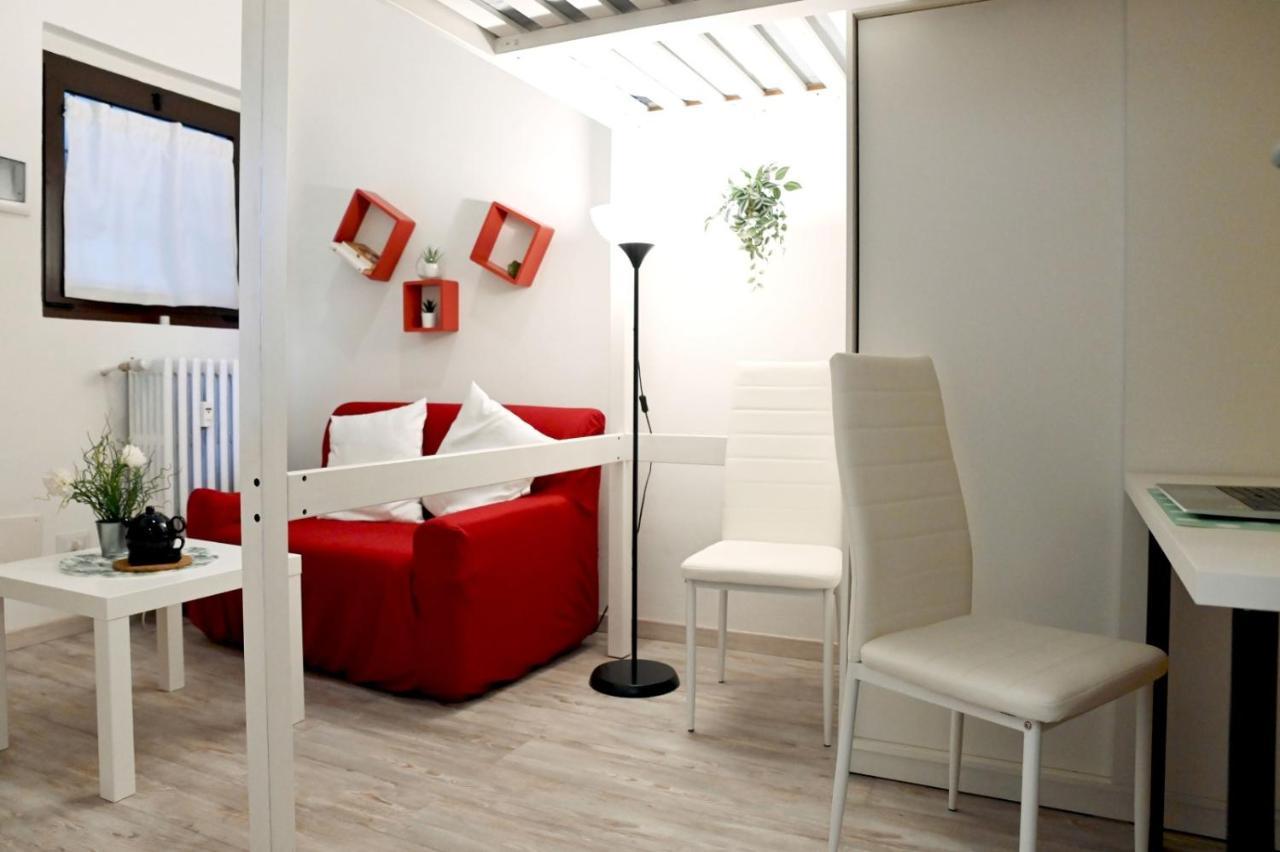 Lucca 22 Hotel มิลาน ภายนอก รูปภาพ